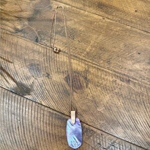 Kendra Scott necklace